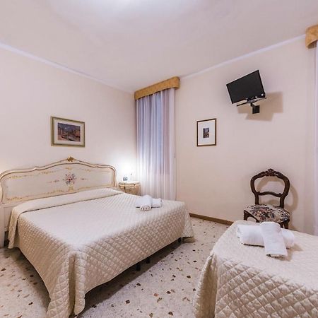 Ca' Leon D'Oro Hotell Venedig Exteriör bild