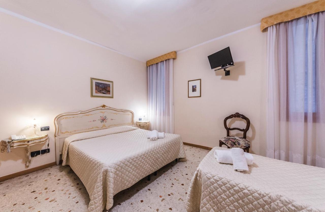 Ca' Leon D'Oro Hotell Venedig Exteriör bild