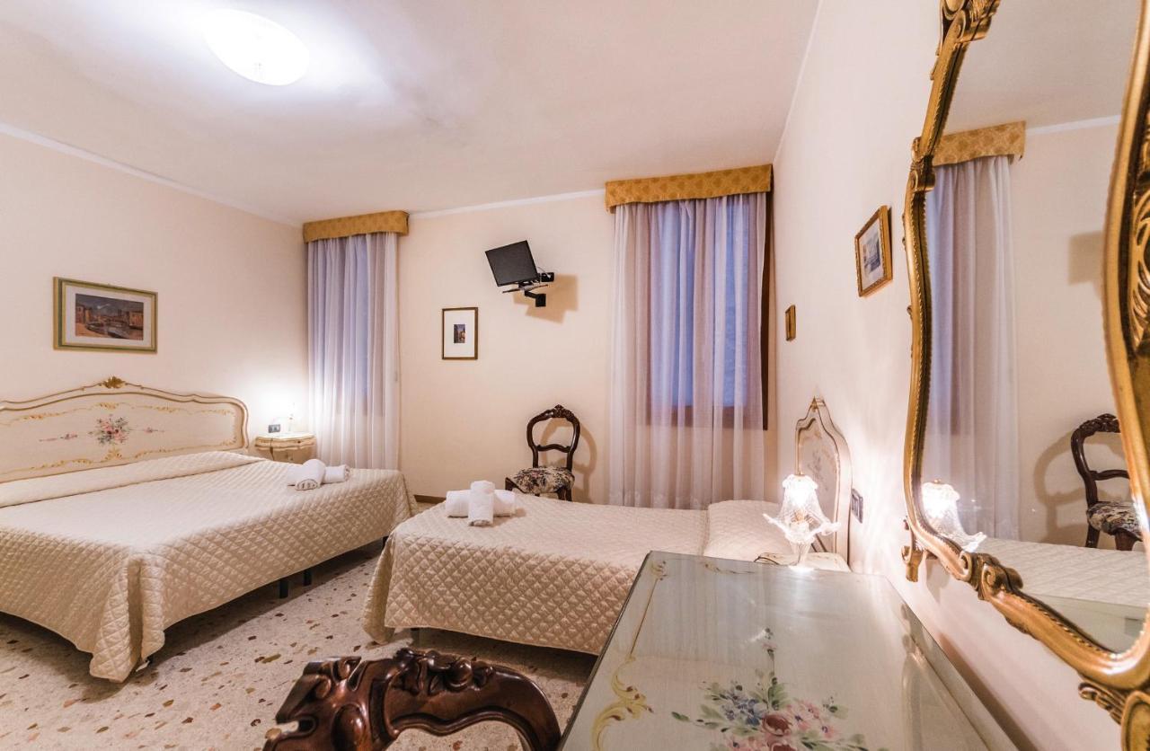 Ca' Leon D'Oro Hotell Venedig Exteriör bild