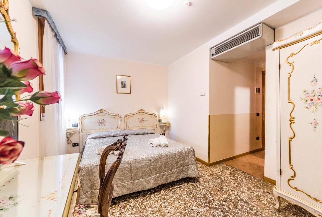 Ca' Leon D'Oro Hotell Venedig Exteriör bild